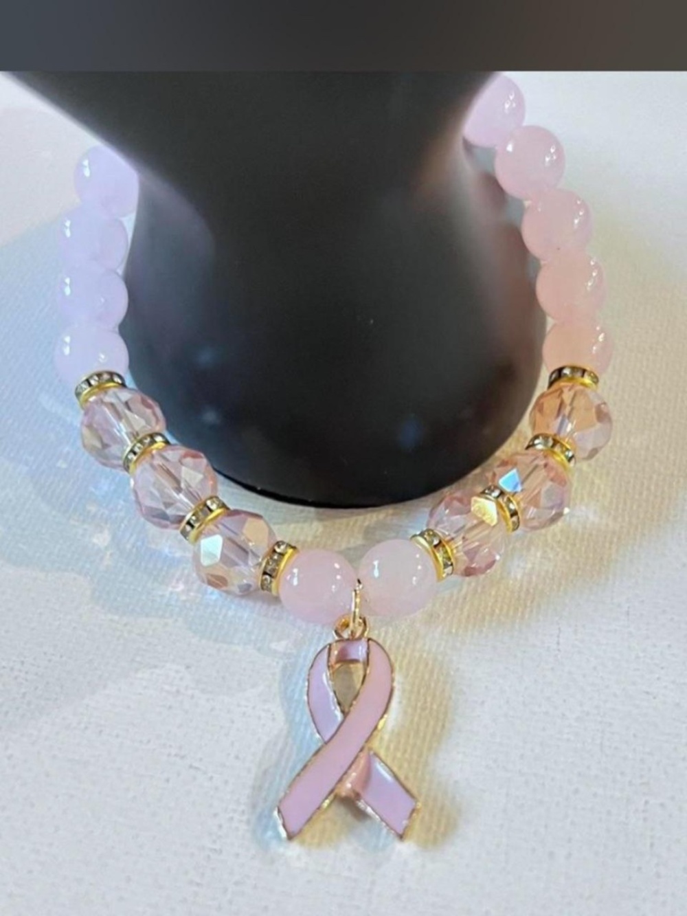 Breast Cancer Awareness charm Beaded Bracelet (NWOT)